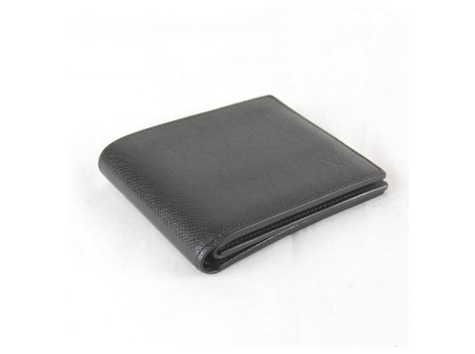 Louis Vuitton Taiga Black Bi-fold Wallet - view 4