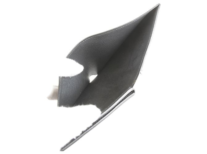 Louis Vuitton Taiga Black Bi-fold Wallet - view 5