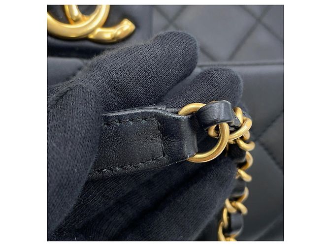 Borsa a tracolla Chanel in agnello nero - vista 15