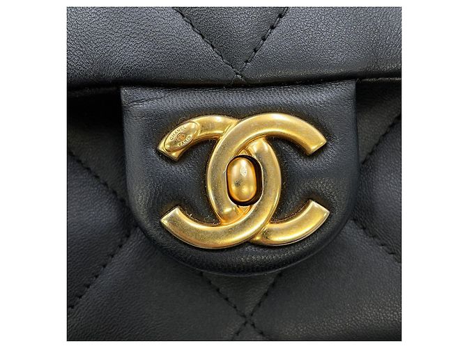 Borsa a tracolla Chanel in agnello nero - vista 16