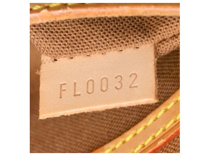 Louis Vuitton Alma Monogram Canvas PM Brown - view 7
