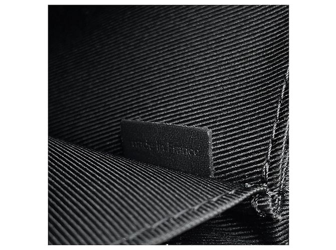 Bolso de Hombro Louis Vuitton Negro Roja - vista 17