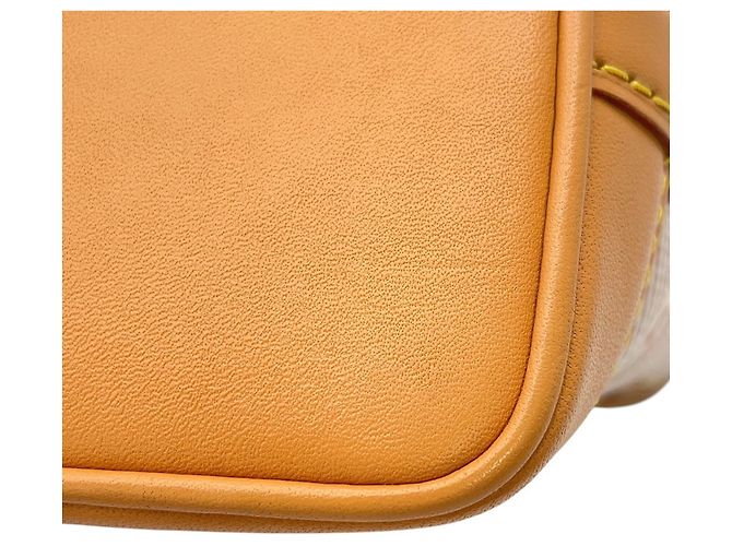 Noe Borsa a tracolla in jacquard laminato Monogram Louis Vuitton Rosa - vista 9