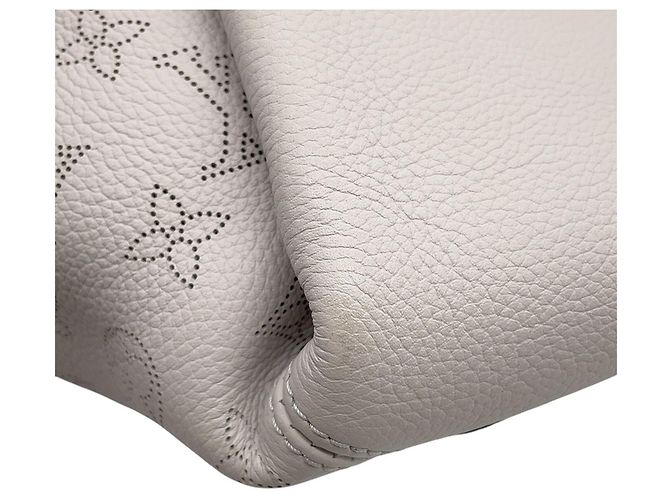 Borsa Louis Vuitton Monogram Mahina Haumea - vista 7