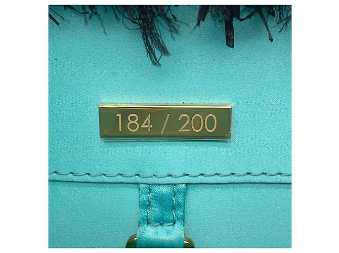 Borsa Louis Vuitton Raffia Capucines MM Nero - vista 16