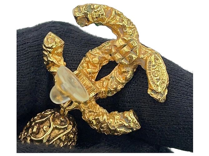 Timeless Orecchini a clip dorati Chanel D'oro - vista 6