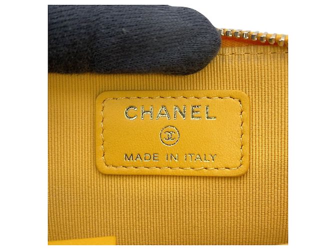 Monedero de piel de cordero amarillo Chanel - vista 12