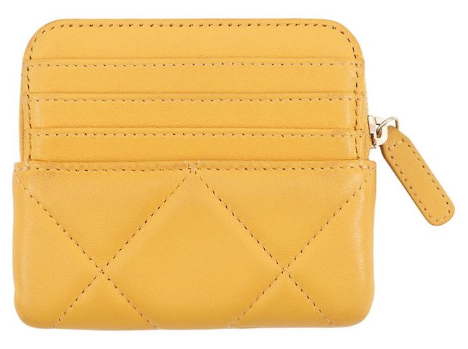 Monedero de piel de cordero amarillo Chanel - vista 3