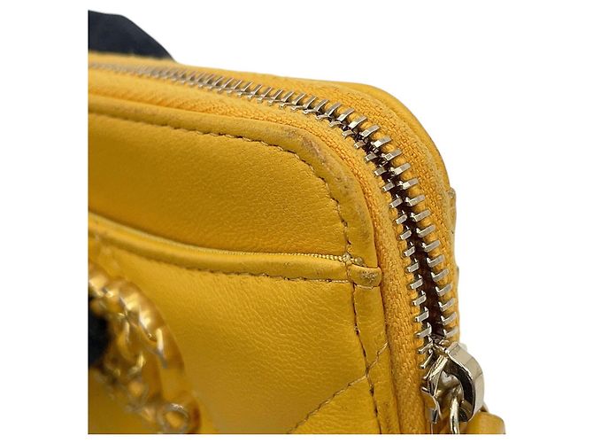 Monedero de piel de cordero amarillo Chanel - vista 7