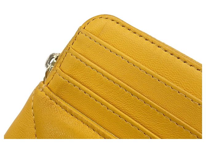 Monedero de piel de cordero amarillo Chanel - vista 8