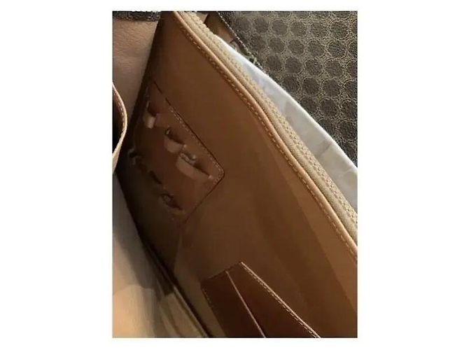 Céline Celine Clutch Macassar Monogramma in Pelle Marrone - vista 4