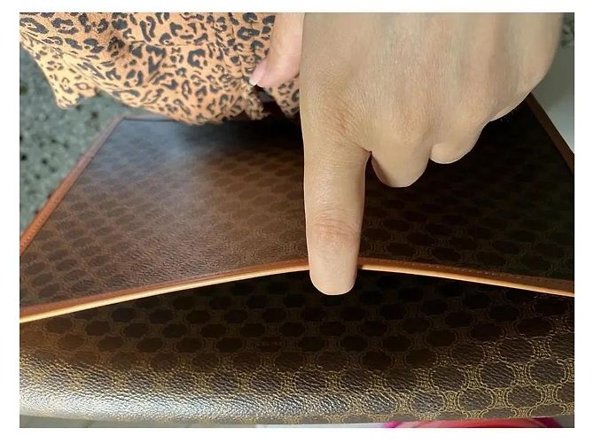 Céline Celine Clutch Macassar Monogramma in Pelle Marrone - vista 8