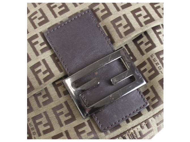 Borsa a tracolla a secchiello Fendi Zucchino Mamma Beige - vista 10