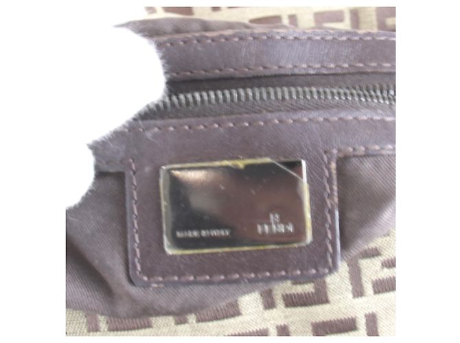 Borsa a tracolla a secchiello Fendi Zucchino Mamma Beige - vista 6