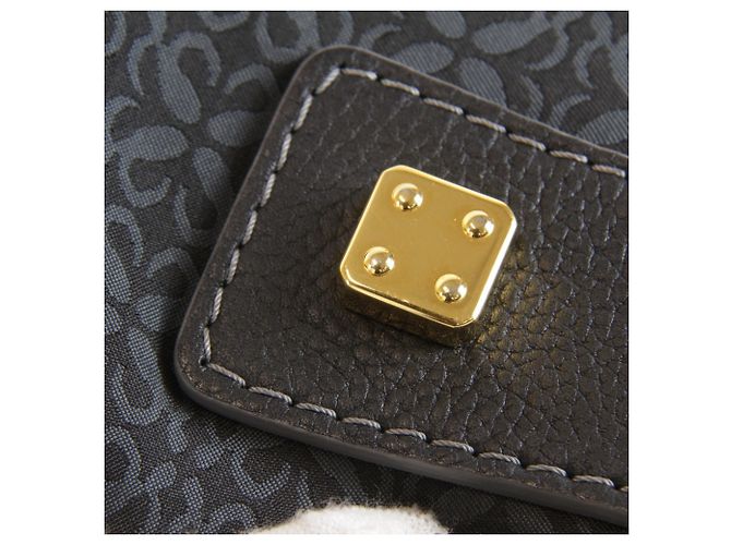 Borsa a tracolla Loewe in tela nera Nero - vista 11