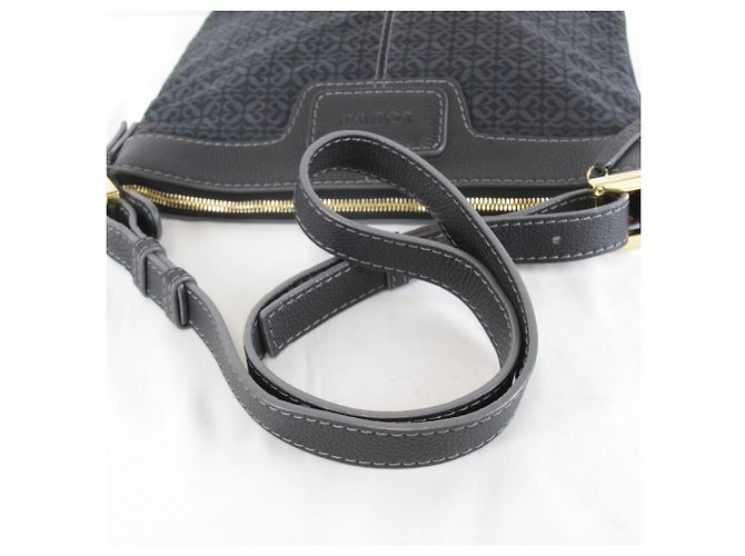 Borsa a tracolla Loewe in tela nera Nero - vista 8