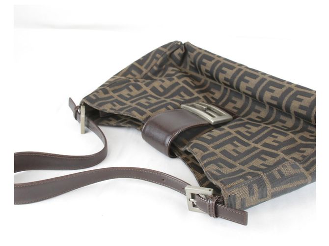 Fendi Zucca Pattern Mamma Bucket Schultertasche Braun - Ansicht 6