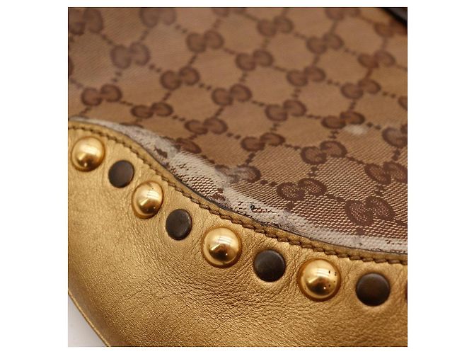 Gucci Borsa Hobo Monogram GG Heart Charm Marrone D'oro - vista 10
