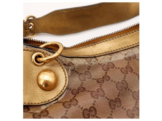 Gucci Borsa Hobo Monogram GG Heart Charm Marrone D'oro - vista 9