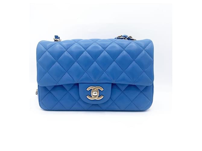 Timeless Chanel Classic Flap Mini Rectangular Cordero Azul Gold hardware - vista 2