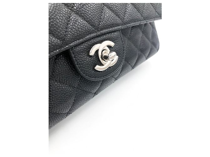 Chanel Classic Flap Bag Medium Pelle Caviar Nera Nero - vista 13