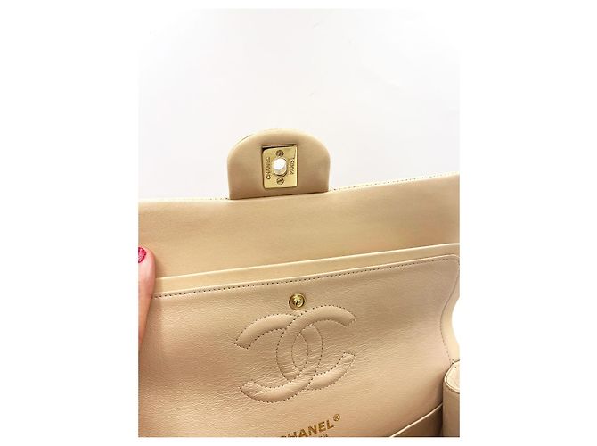 Chanel Classic Flap Medium Beige Pelle di Agnello - vista 15
