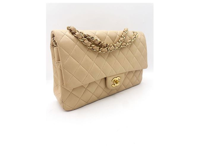 Chanel Classic Flap Medium Beige Pelle di Agnello - vista 3