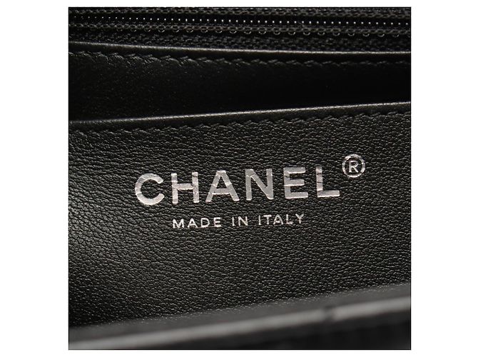 Borsa a Spalla Chanel 2.55 V-stitch Chevron Nero - vista 4