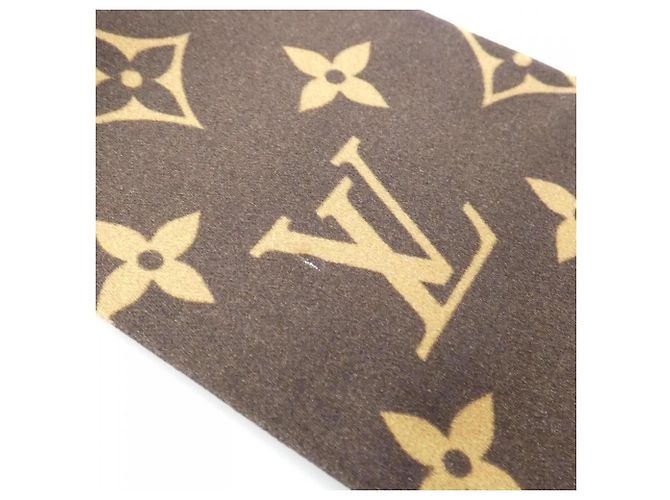 Sciarpa in seta marrone Louis Vuitton MP2592 - vista 4