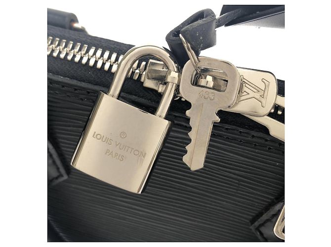 Borsa Louis Vuitton Epi Alma BB Nero - vista 3