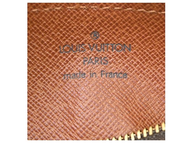 Louis Vuitton Papillon Pochette Monogram Canvas Mini Marrone - vista 4