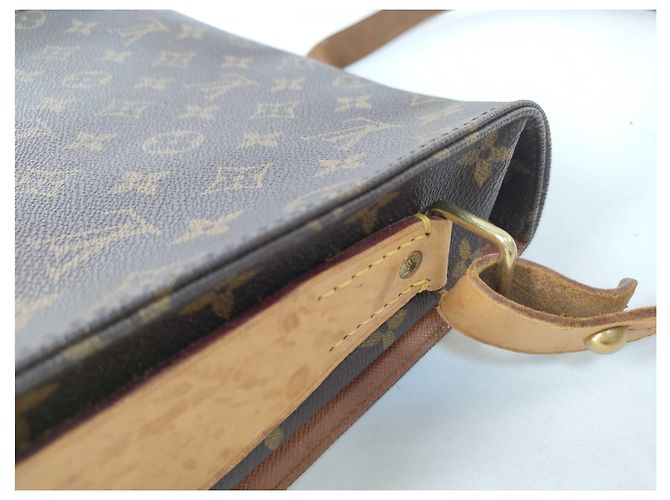 Borsa Louis Vuitton Cartouchiere Monogram Canvas MM Marrone - vue 7