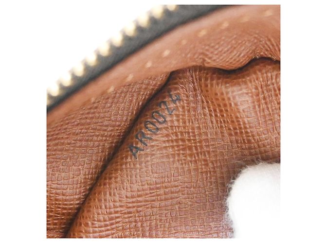 Louis Vuitton Nil Messenger Monogram Canvas 28 Marrone - vista 4