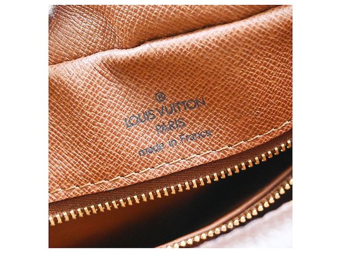Louis Vuitton Nil Messenger Monogram Canvas 28 Marrone - vista 5