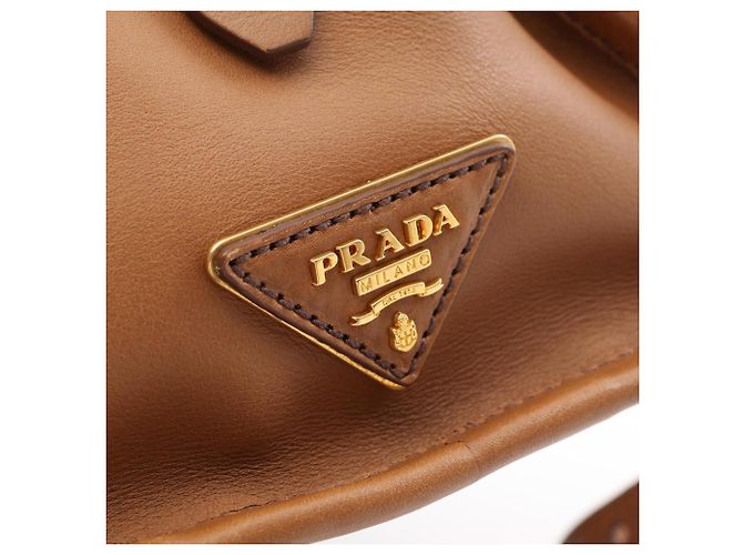 Borsa 2 Way in vitello City Prada Marrone - vista 8
