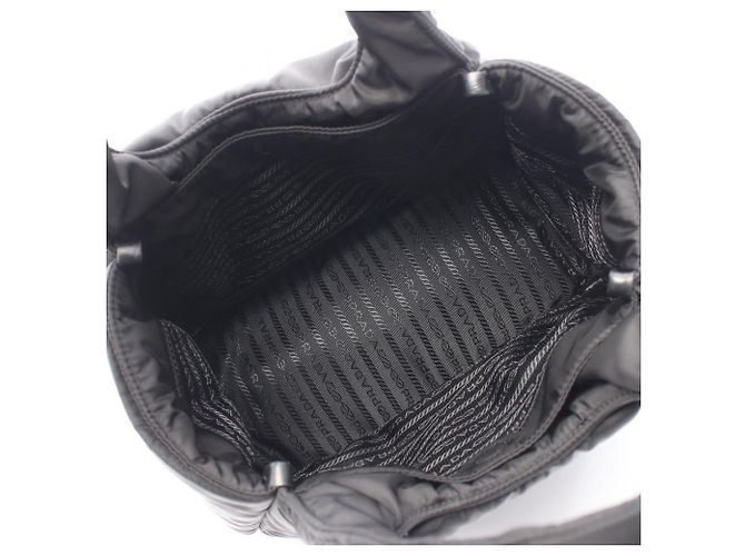 Prada PRADA Borsa imbottita piccola Re-Nylon Nero - vista 3