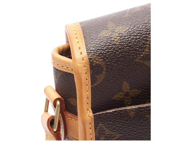 Borsa a Spalla Louis Vuitton Sologne Marrone Monogramma - vista 9