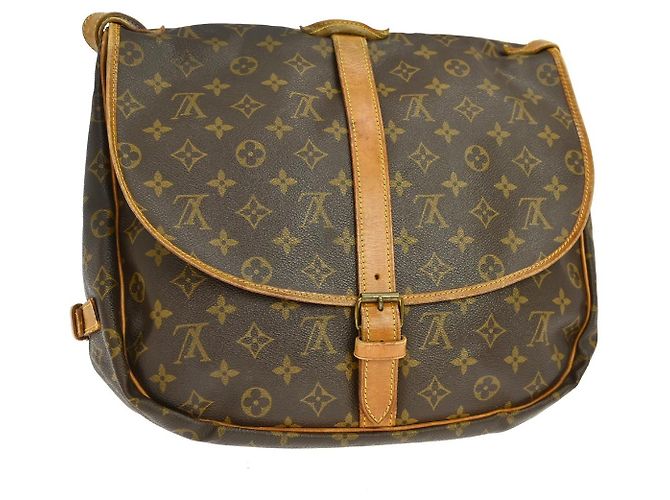 Louis Vuitton Saumur Messenger Monogram Canvas PM Marrone - vista 2