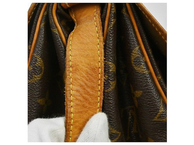 Louis Vuitton Saumur Monogram Canvas 35 Marrone - vista 6