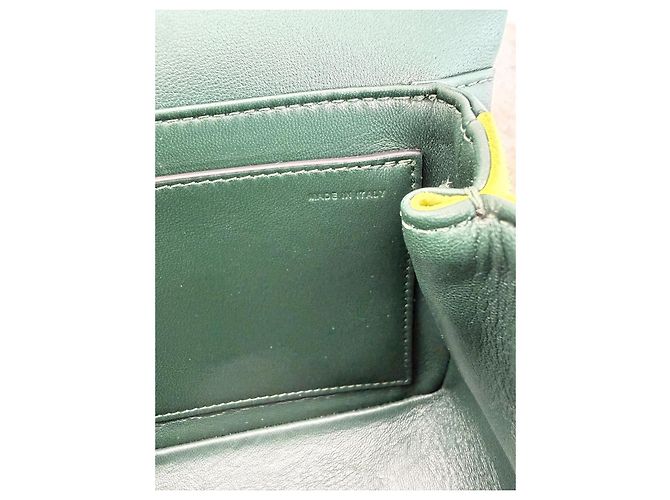 Borsa Valentino Garavani One Stud Medium – Runway Primavera 2022 – Smeraldo e Chartreuse Verde Giallo - vista 16
