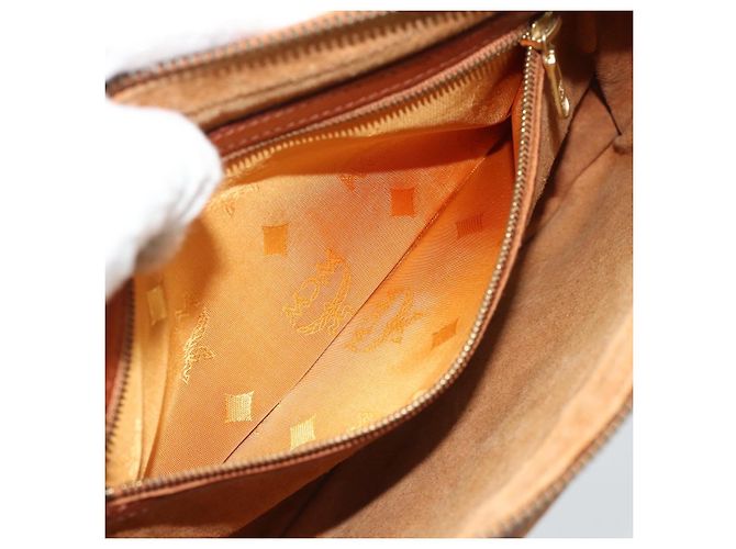 Clutch MCM Vicetos Logogram in pelle PVC Marrone Oro Auth ar13951 D'oro - vista 11