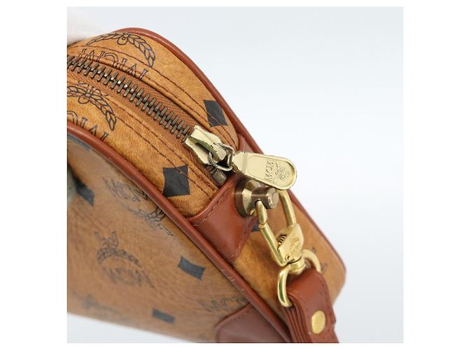 Clutch MCM Vicetos Logogram in pelle PVC Marrone Oro Auth ar13951 D'oro - vista 9