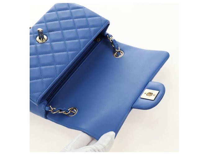 CHANEL Mini Matelasse 20 Chain Shoulder Bag Lamb Skin Blue Gold CC Auth 183794SM Bleu Doré - vue 22