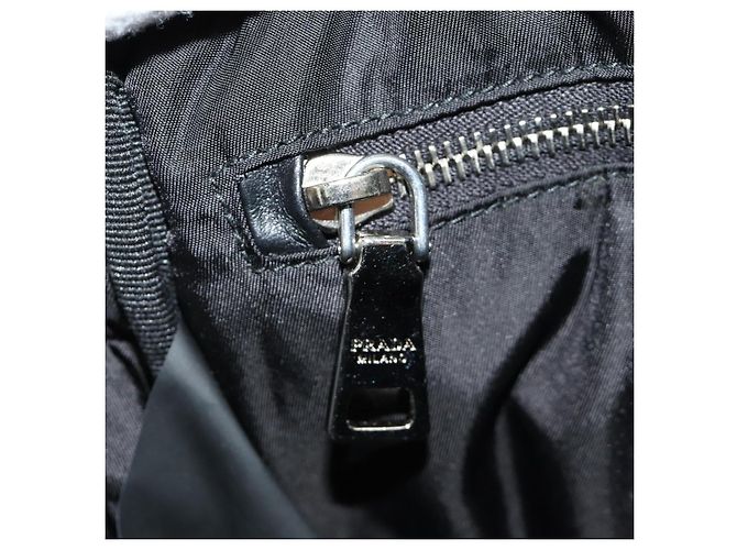 Borsa a Spalla con Catena PRADA in Pelliccia Rosa Argento 184728SAM - vista 23