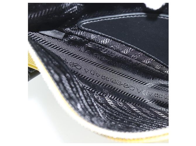 Borsa a Spalla PRADA Triangle in Pelle Nera e Gialla Auth ka4743SM Nero Giallo - vista 25