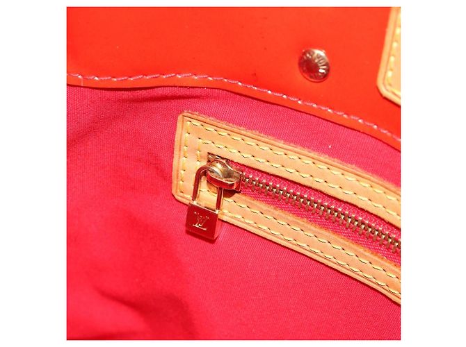 LOUIS VUITTON Monogram Vernis Reade PM Hand Bag Red Rouge M91088 LV Auth ar13936 Rosso - vista 23