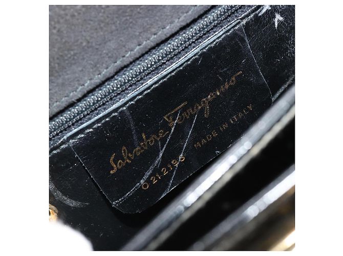 Borsa Salvatore Ferragamo Gancini in Pelle 2way Nera Oro Auth 185010 Nero D'oro - vista 12