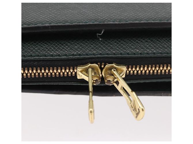 LOUIS VUITTON Taiga Baltic Briefcase Epicea M30064 LV Auth 184298 - vista 10
