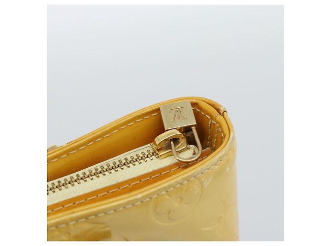 LOUIS VUITTON Bolso Monogram Vernis Houston Lime Yellow M91055 LV Auth 184778 Dorado - vista 19