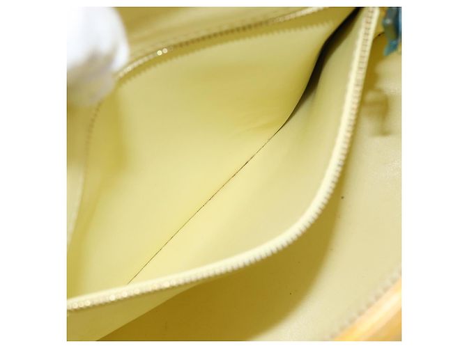 LOUIS VUITTON Bolso Monogram Vernis Houston Lime Yellow M91055 LV Auth 184778 Dorado - vista 24
